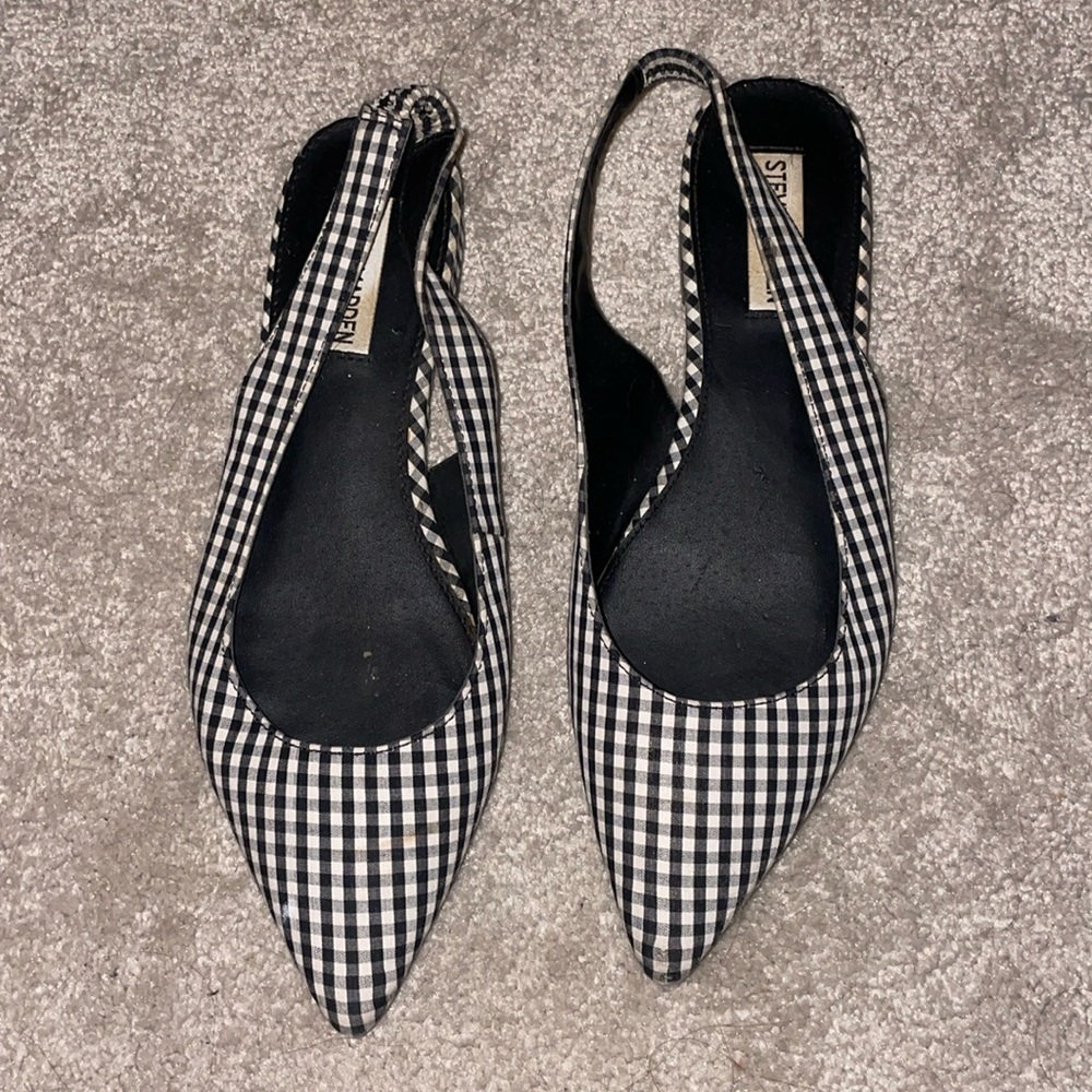 Steve Madden size 8 pointed flats
